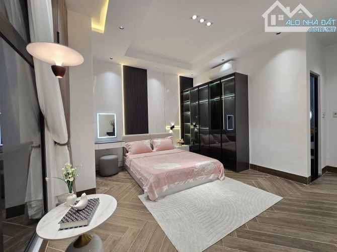 Hoàng Văn Thụ - phân lô cán bộ - ngõ 6m - 100m*3T - 4 tỷ - 4