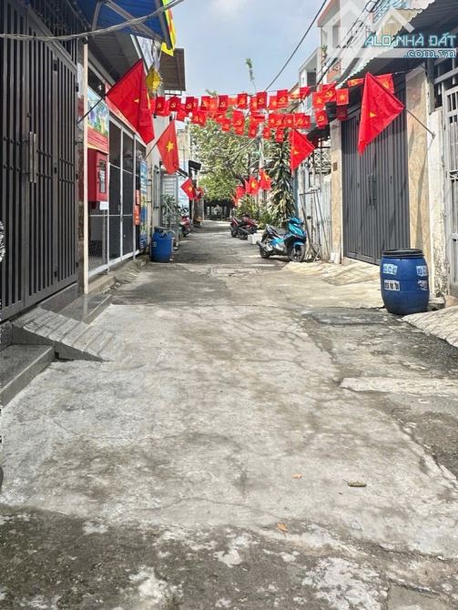 🥰♥️Nguyễn Thị Kiểu  🏅4T950  🏠NHÀ ĐẸP  3 TẦNG  -  52M²  - HXH 7 CHỖ - CHUNG VÁCH SIÊU TH - 5