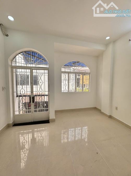 Bán nhà hẻm xe hơi Âu Dương Lân Quận 8, DT42m2, 2 tầng , chủ gấp bán trước tết. - 5