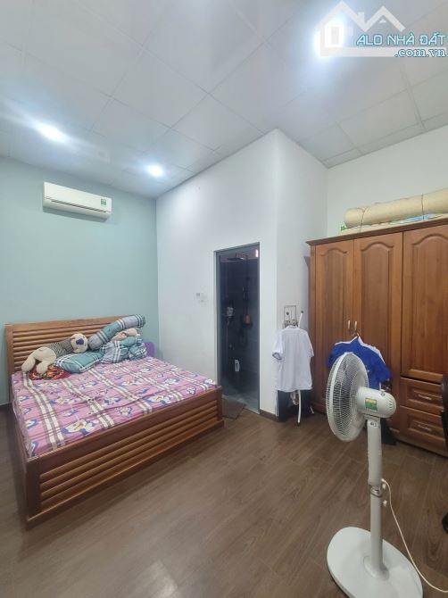 Bán nhà sổ riêng 95.4m2 Mặt Tiền kinh doanh đường Lý Thường Kiệt, p.Dĩ An HTL4785 - 6