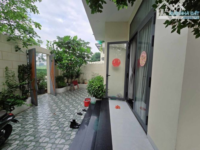 Bán gấp VILLA 2 Mặt Tiền - CẠNH KĐT PHÚ MỸ HƯNG - 200M2 (10x20) - View công viên - 8