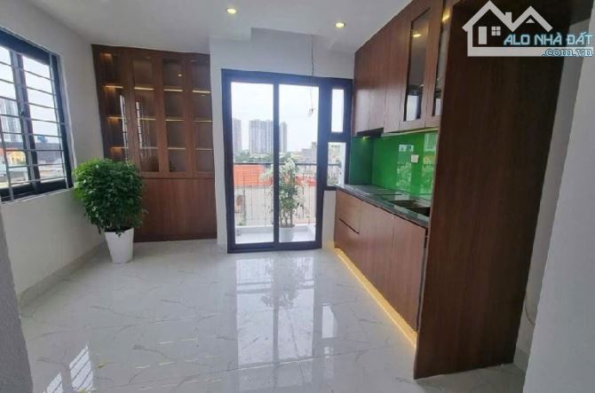 Dòng tiền 700tr/năm Cầu Cốc, ô tô, 55m2 chỉ 10,5 tỷ