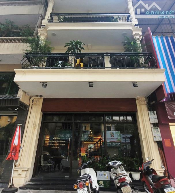 Bán Nhà Mặt Phố Võ Văn Dũng, Đống Đa, DT 79m2 x 4T MT 5.8m, Giá Siêu Rẻ.