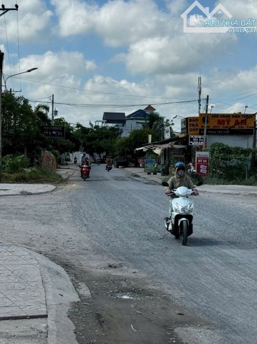 E cần chuyển nhượng lại khu nhà đất như hình quý khách hàng có nhu cầu liên hệ e thành - 1