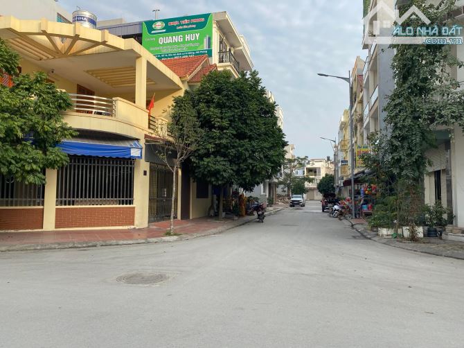 Bán 15 lô đất tđc Vinhome Riverside HỒNG BÀNG nhiều vị trí, đường 11m giá từ 2,4 tỷ - 1