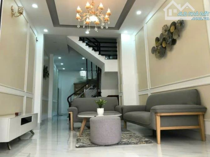 Gấp! Nhà đẹp 4 tầng 58m2 chỉ 5.55 tỷ đường Bùi Thị Xuân, Quận 1. Ngay Công viên 23/9. SHR - 1