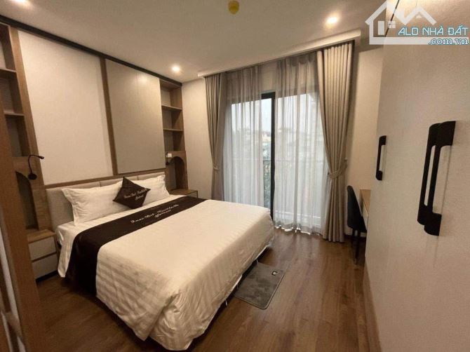 Bán toà CHDV khu vực đường Láng - Yên Lãng - Quan Nhân. 140m2 x 9T. DT 200tr/ tháng. Giá - 1