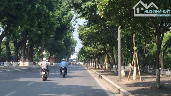 Kim Mã Ba Đình, trung tâm, lô góc, ô tô tránh, thang máy, chỉ 20.5 tỷ - 1