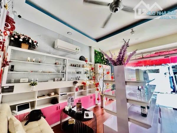 Bán nhà MẶT TIỀN đường số 14, Linh Đông Thủ Đức, giá 5 tỷ nhỉnh - Ngang 4.7m - KD sầm uất - 2