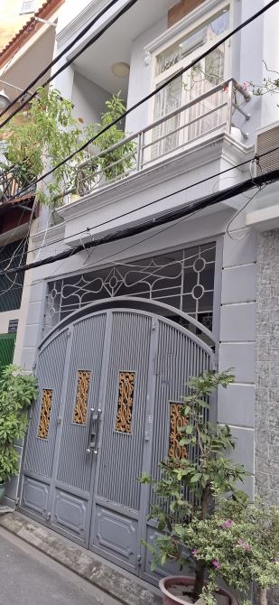 Bán nhà hẻm xe hơi Hoàng Văn Thụ, Tân Bình. DT 46m2, ngang 4.5m, sát mặt tiền – giá 6.5 tỷ - 2