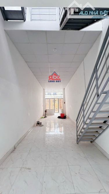 Nhà Bên KDC Phường Tân Hòa Biên Hòa 70m2 2 tỷ 750 Full Thổ Đường 6m Giáo Xứ Hòa Bình - 3