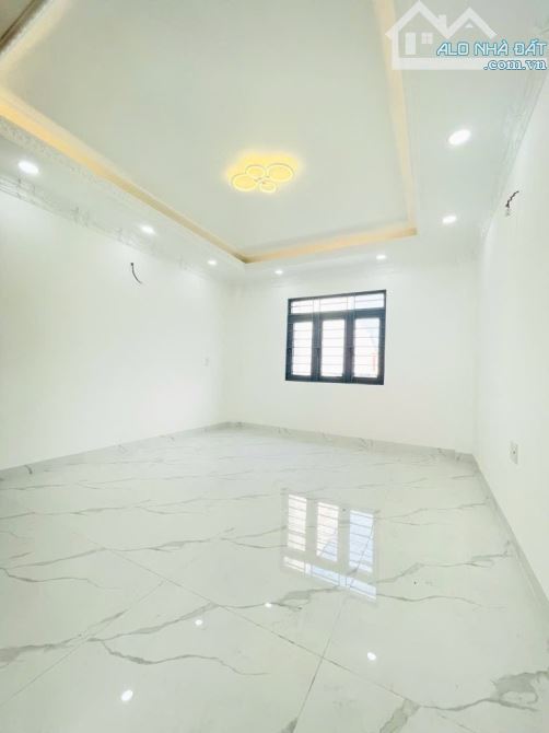 HẺM XE HƠI NGAY TÊN LỬA, 5 TẦNG 60m2 CHỈ 6.55 TỶ - 4