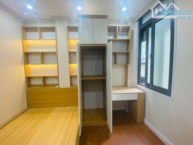 Cho thuê nhà đẹp ngõ 111 Yên Xá, 40m2, 3.5 tầng, 4 ngủ, 10.5 Triệu - VP Công ty, KD onl, - 4