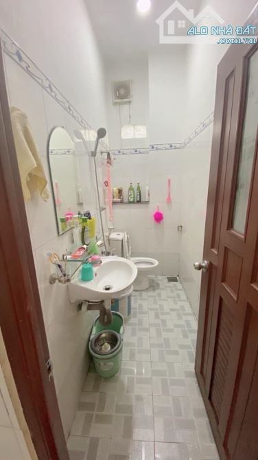 Bán nhà MẶT TIỀN đường số 14, Linh Đông Thủ Đức, giá 5 tỷ nhỉnh - Ngang 4.7m - KD sầm uất - 5