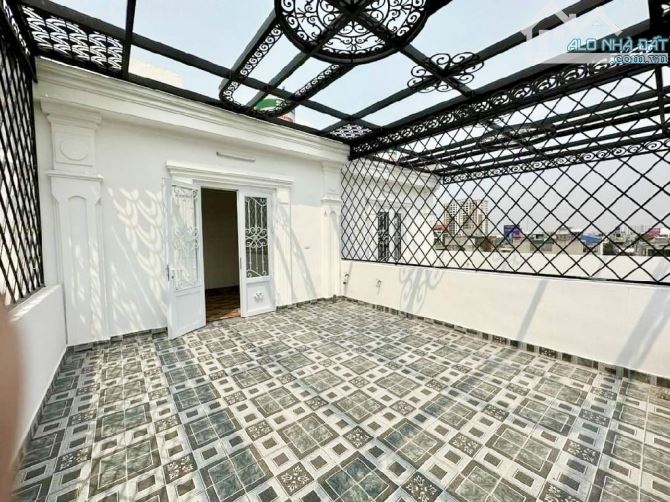 Bán nhà 6 tầng 38m thang máy, gara oto trung tâm Long Biên giá 7 tỷ hơn - 4