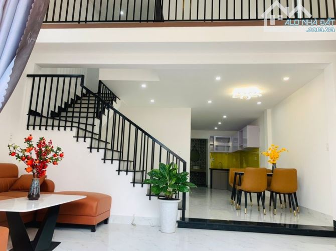 Nhà Định Công 45m2 x 5T, ngõ 4m, nhà mới, ở luôn,6.9 tỷ, SĐCC