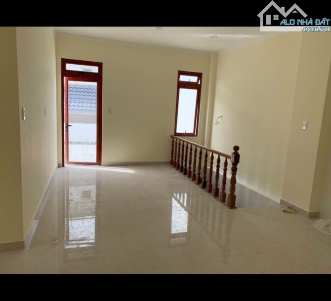 🏡 CHO THUÊ NHÀ NGUYÊN CĂN MẶT TIỀN ĐƯỜNG NGÔ THỊ SỸ, P4, ĐÀ LẠT 18tr🏡