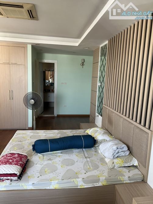 Cần bán căn 120m CC MDComplex -Mỹ Đình 7.8 tỷ bao thuế phí, sẵn sổ, full nội thất