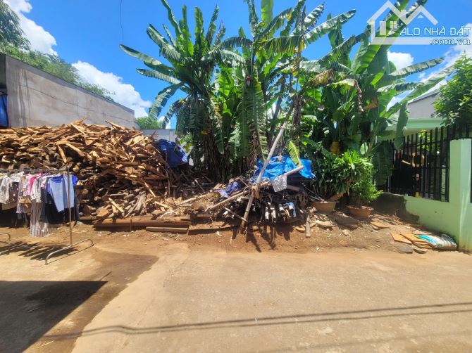Bán đất sổ riêng 170m2 sau lưng chợ Tân Bình ngang 9,3m p.Tân Bình Dĩ An HTL4620