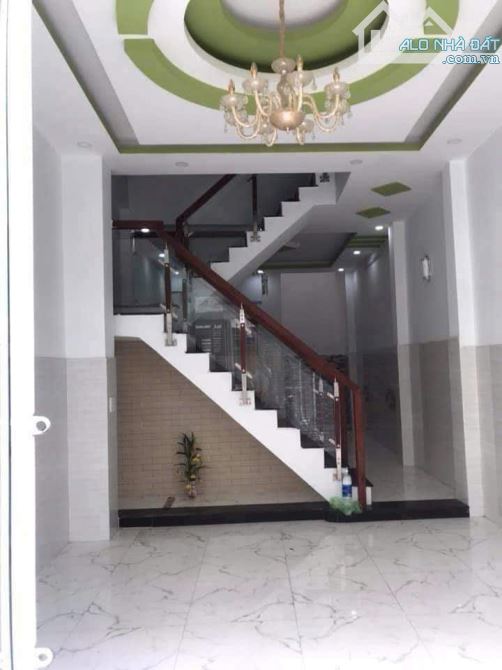 Nhà gấp bán Hẻm xe tải, 72m2 ,giá hơn 5 tỷ xíu ,P.Tân Thới Nhất, Q12