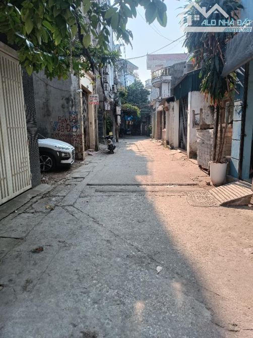 YÊN VIÊN, NHÀ 3T, MẶT TIỀN KHỦNG, 7 CHỖ VÀO NHÀ, 20M RA MẶT PHỐ, 77M, MT9,2M