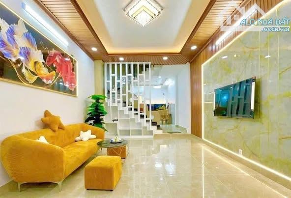 Cần bán nhà 4 tầng BTCT (52m2) Nguyễn Văn Đậu, Bình Thạnh. Gần Lê Quang Định. Giá 7,19 tỷ