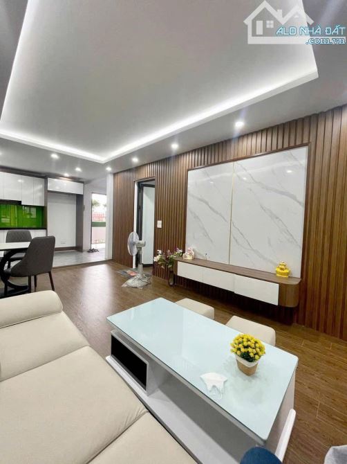 Bán Apartment Giang Văn Minh, Ba Đình 15 tỷ (40m, 6T, Thang máy, Góc 3 thoáng ) ngõ oto