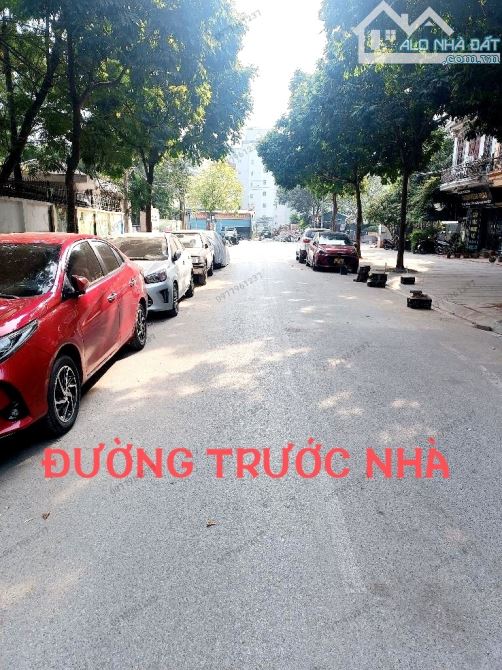 BÁN NHÀ CẦU GIẤY 46m2. NHÀ ĐẸP × 7T THANG MÁY + HIỆN ĐẠI - GARA Ô TÔ + VỈA HÈ SIÊU RỘNG