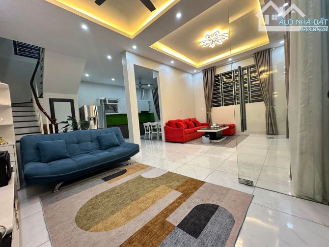 🏡 CHO THUÊ BIỆT THỰ SÂN VƯỜN NGỌC THỤY - FULL NỘI THẤT CAO CẤP