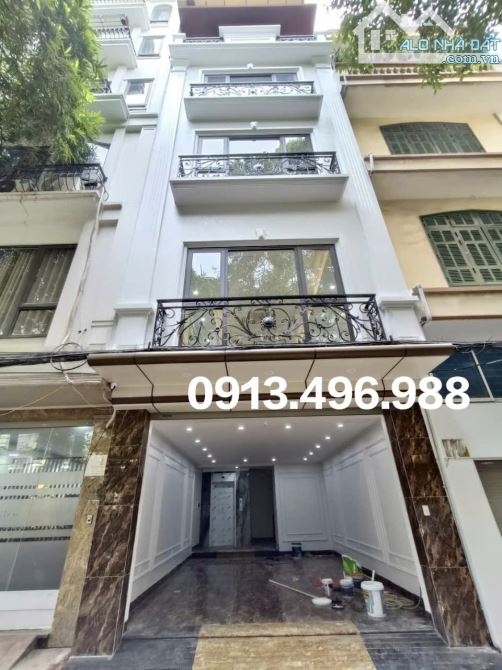 🍀TOÀ 6 TẦNG SANG TRỌNG, VIEWS HỒ TÂY, PHỐ LẠC LONG QUÂN. MB 56m². Giá ĐẦU TƯ.  • Vị trí Đ