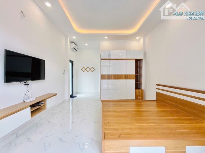 Bán gấp Villa 102M2, ngang 6,8m ngay Emart Phan Huy Ích nhỉnh 8 tỷ TL - 10