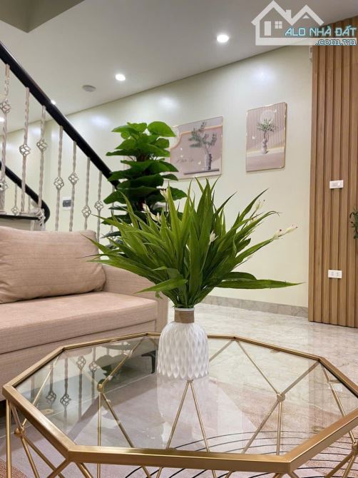 PHÂN LÔ HOÀNG QUỐC VIỆT 69m*5 MT6m 17.8TỶ - 3 MẶT NGÕ Ô TÔ TRÁNH - CẠNH KĐT NAM CƯỜNG - 1