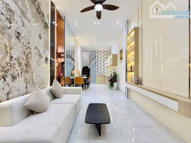 Bán nhà Nguyễn Du P.7 Gò Vấp 30M2 3PN 3TỶ85 - 1