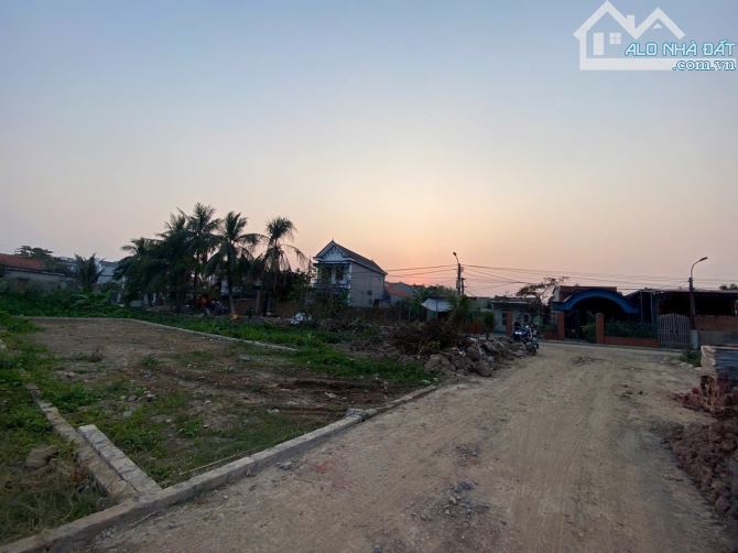 Em chào bá.n 1 siêu phẩm tại Bấc Vang - Dương Quan ✅ 👉 Diện tích :143m - Ngang 6,5m  - Hư - 1