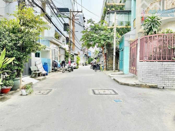 Cần bán nhà 4 tầng BTCT (52m2) Nguyễn Văn Đậu, Bình Thạnh. Gần Lê Quang Định. Giá 7,19 tỷ - 1