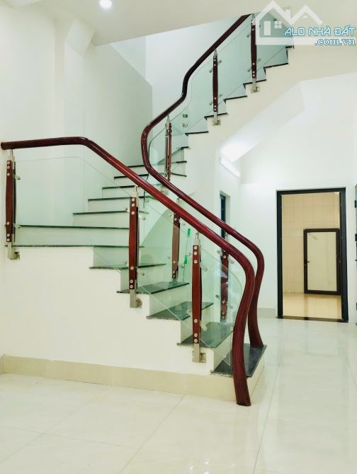 Bán nhà phố Liên Mạc, Bắc Từ Liêm, Ôtô tránh, Lô góc 3 thoáng, 5 Ngủ, 38m2, Nhỉnh 5 tỷ. - 1