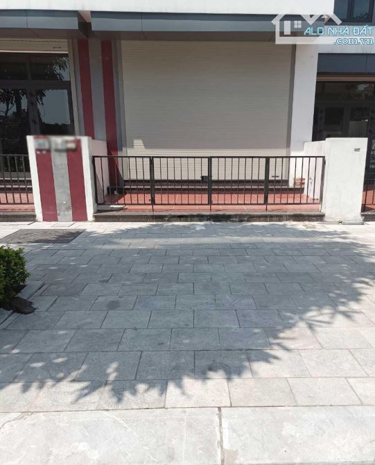 Cho thuê nhà LK Đức Giang, 65m2x5T, thang máy, 19tr/t - 1