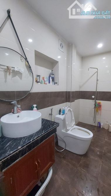 Bán nhà Trại Chuối, Hồng Bàng, 4 tầng, 51m2, 4.5tỷ - 1