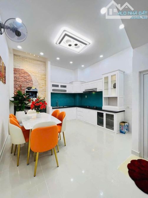 Duy nhất nhà Lý Thường Kiệt, Tân Bình, 1 trệt 2 lầu, 75m2 giá nhỉnh 2.6 tỷ, sổ hồng riêng - 2