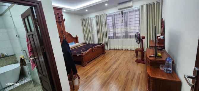 Nhà phân lô Trung Kính 58m2, 6 tầng, ngõ thoáng sáng, oto vào nhà, giá chỉ 23 tỷ - 2