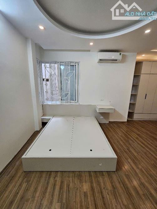 Bán nhà riêng phố Trần Khát Chân, Quận Hai Bà Trưng, 47 m2 x 5 Tầng, Ở ngay - Hơn 7 Tỷ - 2