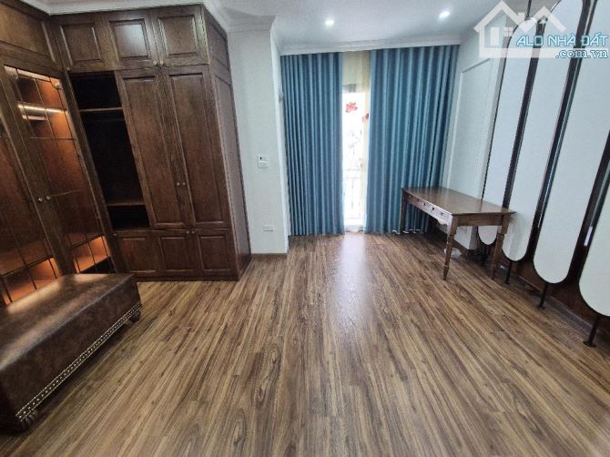 PHỐ VIP VÕNG THỊ, GẦN HỒ TÂY, NGÕ THÔNG, NGÁCH NÔNG 6T THANG MÁY, DT 35M2 - 2