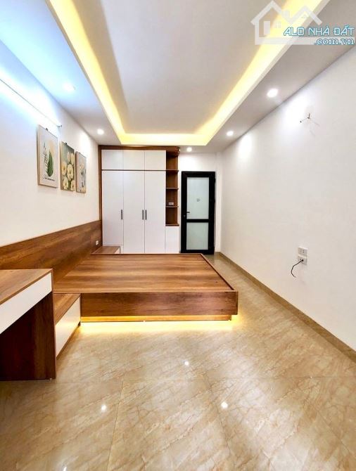 BÁN GẤP NHÀ PHỐ THÁI HÀ, Q. ĐỐNG Đ: 40M2*4 TẦNG, ÔTÔ, KINH DOANH, GIÁ BÁN 10.3 TỶ - 3