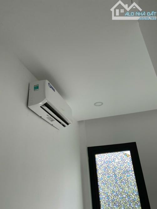 Dưới 100tr/m2 nhà HXH 5m giá tốt 57.4m2, nở hậu 5.9m, 5.7 tỷ TL tại Lạc Long Quân, P.8, TB - 3