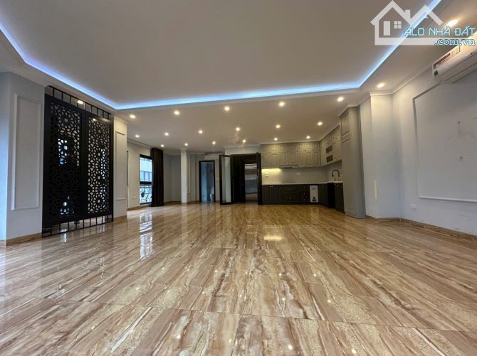 BÁN NHÀ HUỲNH THÚC KHÁNG - 71M² - 8 TẦNG - MT 16M - 2 MẶT NGÕ Ô TÔ TRÁNH - PHÂN LÔ - THANG - 3