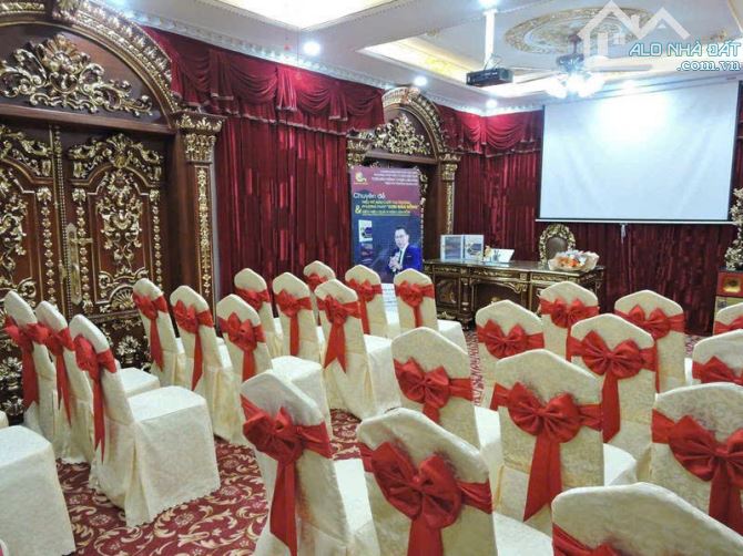 HÀNG HIẾM TẠI LÊ ĐỨC THỌ - BIỆT THỰ BÁN CỔ ĐIỂN - DÁT VÀNG 24K VÀ GỖ GÕ ĐỎ NGUYÊN KHỐI - 8