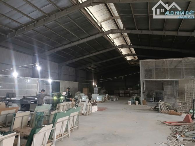 Cho thuê Kho xưởng 1200m2 tại  Bích Hoà,Thanh Oai, HN.Giá 65k/m2