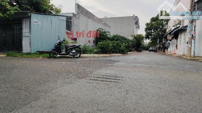Bán Đất Mặt Tiền Góc Đẹp - View Vinhomes, Vành Đai 3, Quận 9. Giá Nhỉnh 7 Tỷ