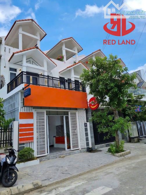 🏡 BÁN NHÀ 3 TẦNG ĐÃ HOÀN THIỆN NỘI THẤT -  VIEW TRỤC CHÍNH SÂN BÓNG HUẾ GREEN