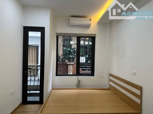 SIÊU PHẨM DÒNG TIỀN GIÁP BÁT - FULL NỘI THẤT - GẦN CHỢ DI CHUYỂN THUẬN TIỆN - ĐÃ THUÊ FULL